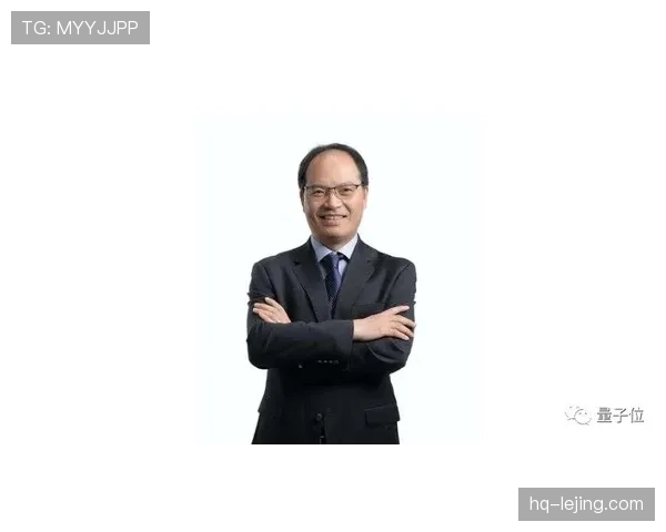 如果莫德里奇周末也去菜市场，我就想知道他钱包里那串零长啥样